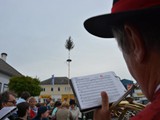 130426 Maibaumaufstellen Stadtwirt - 13